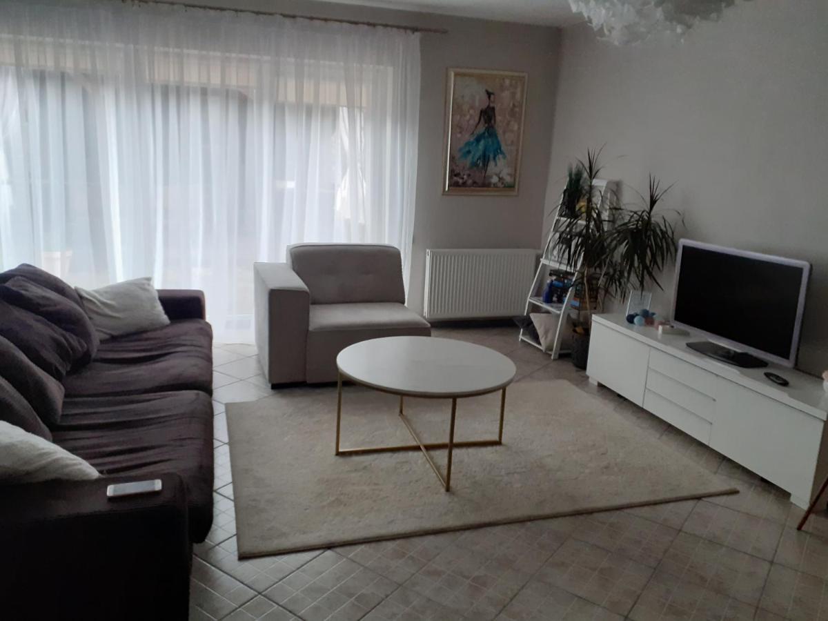 Apartments Near Old Town With Private Parking 카우나스 외부 사진